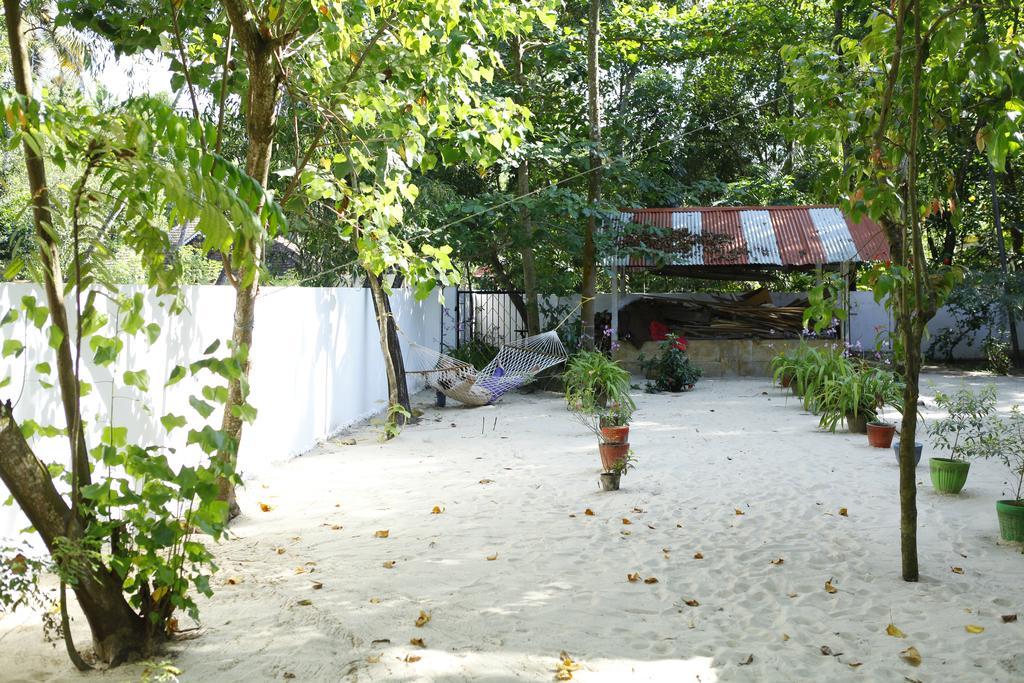 Marari Neena Beach Homestay Mararikulam Exterior foto